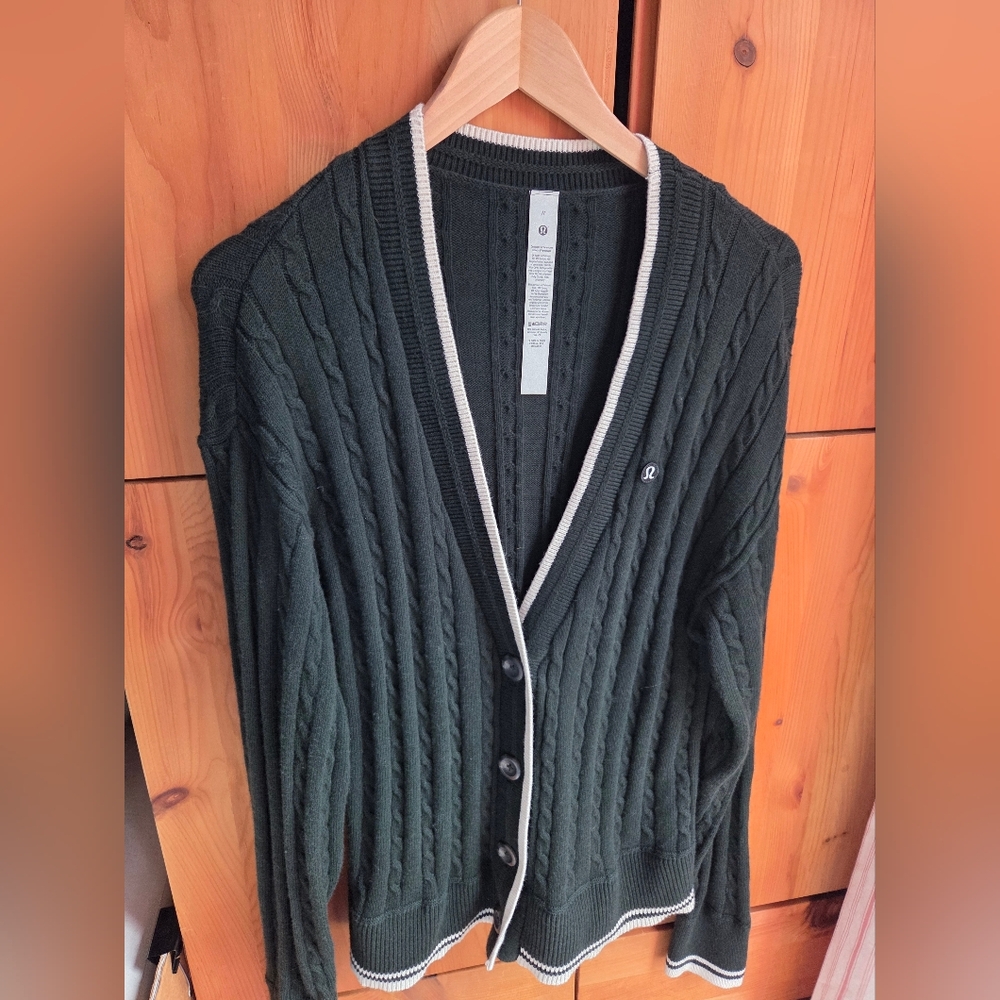 Lululemon Women's Forest Green Cotton Blend Cable Knit Cardigan Size Medium - Picture 2 of 8
